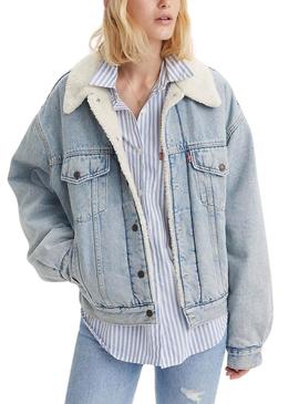 Jaqueta jeans Levis Trucker 90S Sherpa azul para mulher.