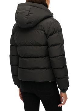 Jaqueta acolchoada Superdry Hooded Sports Puffer preta para mulher.