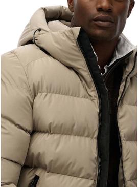 Camisa acolchoada Superdry Hooded Sports Puffer bege para homem.