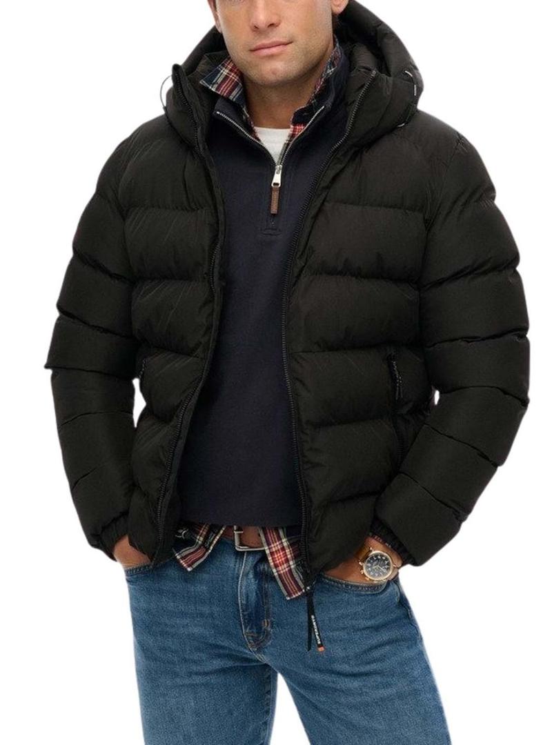 Casaco acolchoado Superdry Hooded Sports Puffer preto para homem.