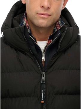 Casaco acolchoado Superdry Hooded Sports Puffer preto para homem.