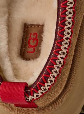 Tamancos UGG Tazz II plataforma para mulher.