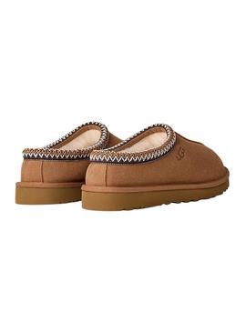 Tamancos UGG Tasman II em castanho para homem.