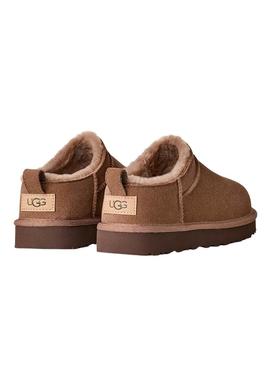 Botas UGG Classic Micro marrom para mulheres.