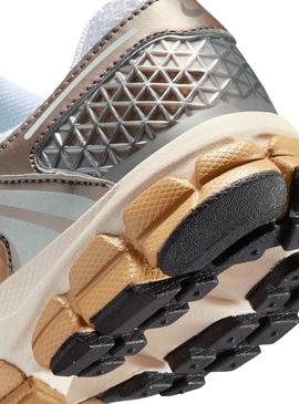 Sapatilhas Nike Modelo Vomero 5 para menino e menina