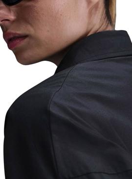 Camisa Nike Sportswear Chill Poplin preta para mulher