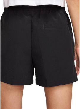 Shorts Nike Sportswear Everything Wovens preto para mulher.