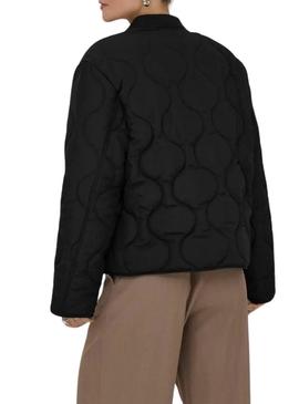 Jaqueta preta Only Salsa para mulher.