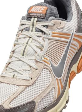 Tênis Nike Zoom Vomero 5 para homens.