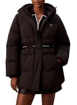 Casaco Calvin Klein Jeans Belted Midweight preto para mulher