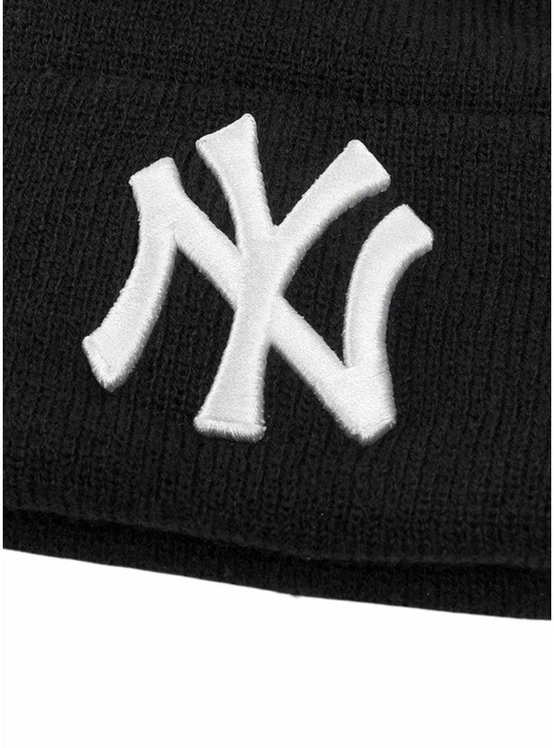 Gorro New Era Essential preto para homens e mulheres.