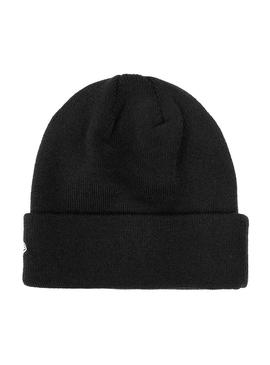 Gorro New Era Essential preto para homens e mulheres.
