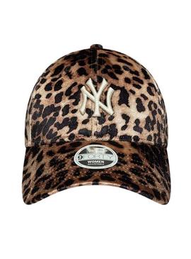 Boné New Era Leopardo Velour 9FORTY para mulher.
