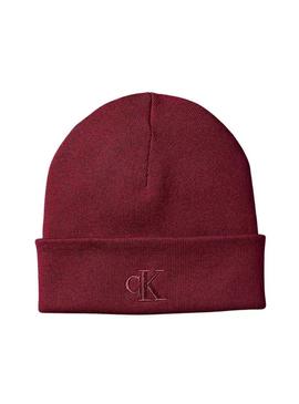 Gorro Calvin Klein logo CK bordeaux para homem.