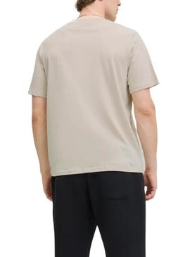 Camiseta Jack and Jones Soho bege para homem.