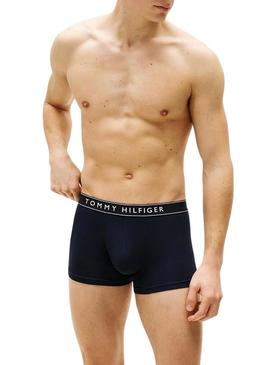 Pacote de 3 cuecas Tommy Hilfiger Trunk com estampa marinha para homens.