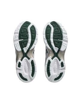 Sapatilhas Asics Gel 1130 prateadas e verdes para mulheres.