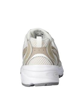 Sapatilhas New Balance GR530 bege para menina.