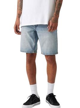 Bermudas Levis 445 jeans claros para homens.