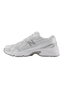 Sapatilhas New Balance GR740 branco e prata para mulher.