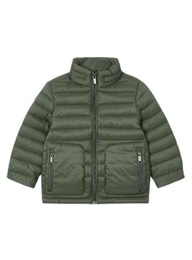 Casaco acolchoado verde da Mayoral para menino.