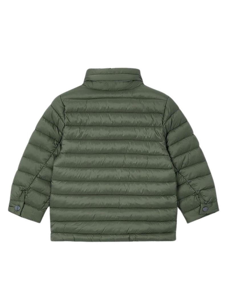 Casaco acolchoado verde da Mayoral para menino.