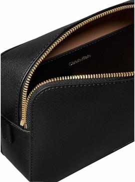 Bolsa Calvin Klein Jeans Foil logo preto para mulher