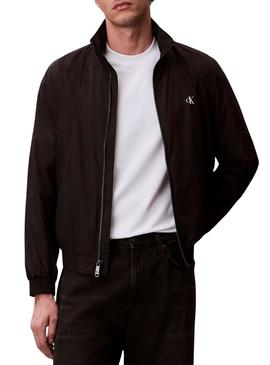 Casaco Calvin Klein Jeans Harrington preto para homem.