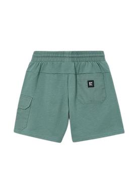 Bermuda Mayoral verde combinada para menino.