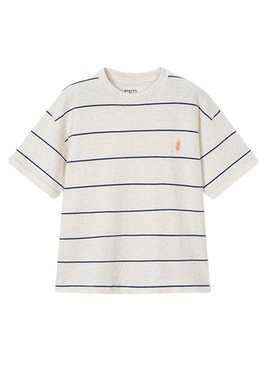 Camisola listrada branca e azul da Mayoral para menino.