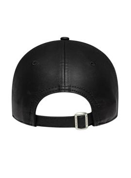 Boné New Era New York Yankees 9FORTY preto de efeito pele para mulher.