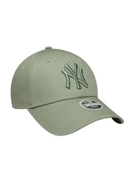 Boné New Era MLB League Essential New York Yankees 9FORTY verde para mulher.