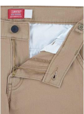 Calça chino Levis Relaxed Straight camel para menino.