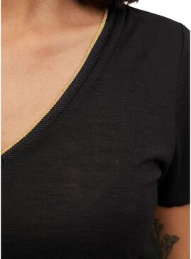 Camiseta Vila Noel preta para mulher.