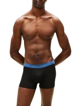 Pack 3 cuecas Tommy Hilfiger Trunk Signature preta cintura multi para homem.
