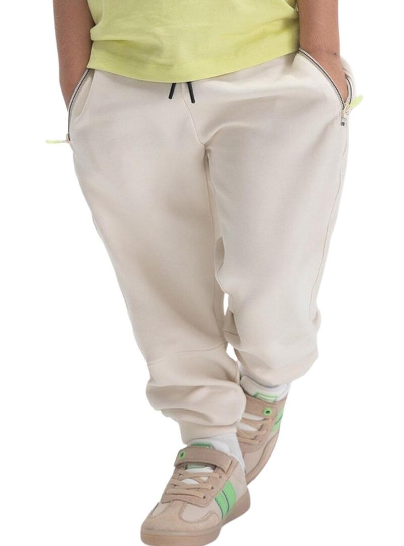 Calça de treino branca Mayoral para menino.