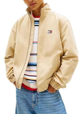 Jaqueta Tommy Jeans Essential beige para homem.