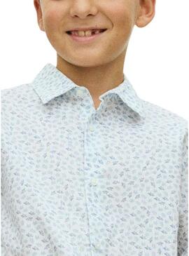 Camisa Mayoral com estampa de folhas para menino.