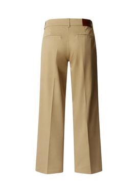 Calça chino Pepe Jeans Felicity em camel para mulher.