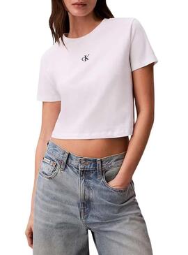 Camiseta Calvin Klein Jeans corta branca para mulher.