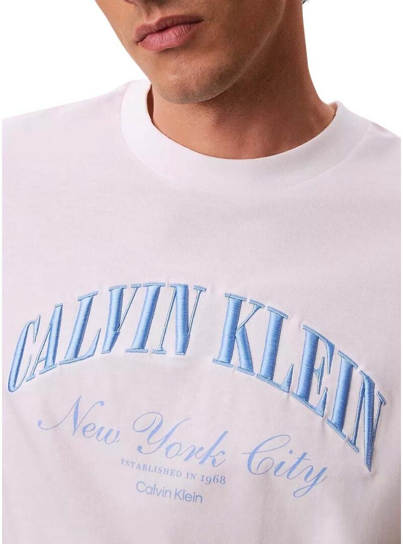 Camiseta Calvin Klein Jeans March branco para homem.