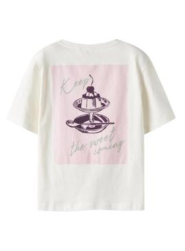 Camiseta Name It Bena com estampa gráfica em tom cru para menina.