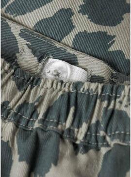 Calça curta Name It estampada animal cinza para menina.
