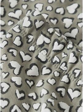 Calça flare Name It estampada de corações verde para menina.