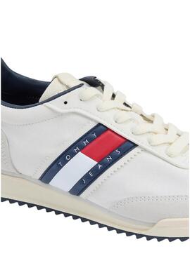 Tênis Tommy Jeans Retro Runner Cleated branco para homens.