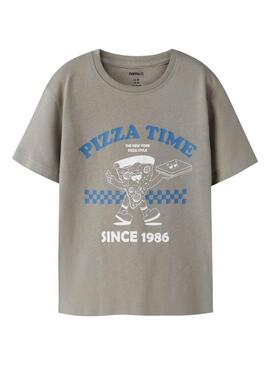Camiseta Name It Benna pizza cinza taupe para menino.
