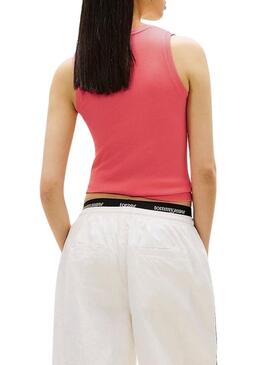 Camiseta Tommy Jeans Essential Rib coral para mulher