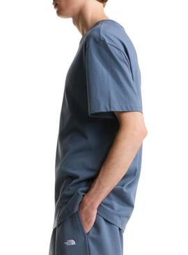 Camiseta The North Face minimalista azul para homem.
