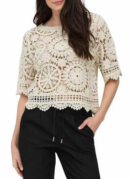 Camiseta Only Waterly bege para mulher.