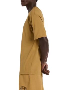 Camiseta New Balance Logo mostarda para homem